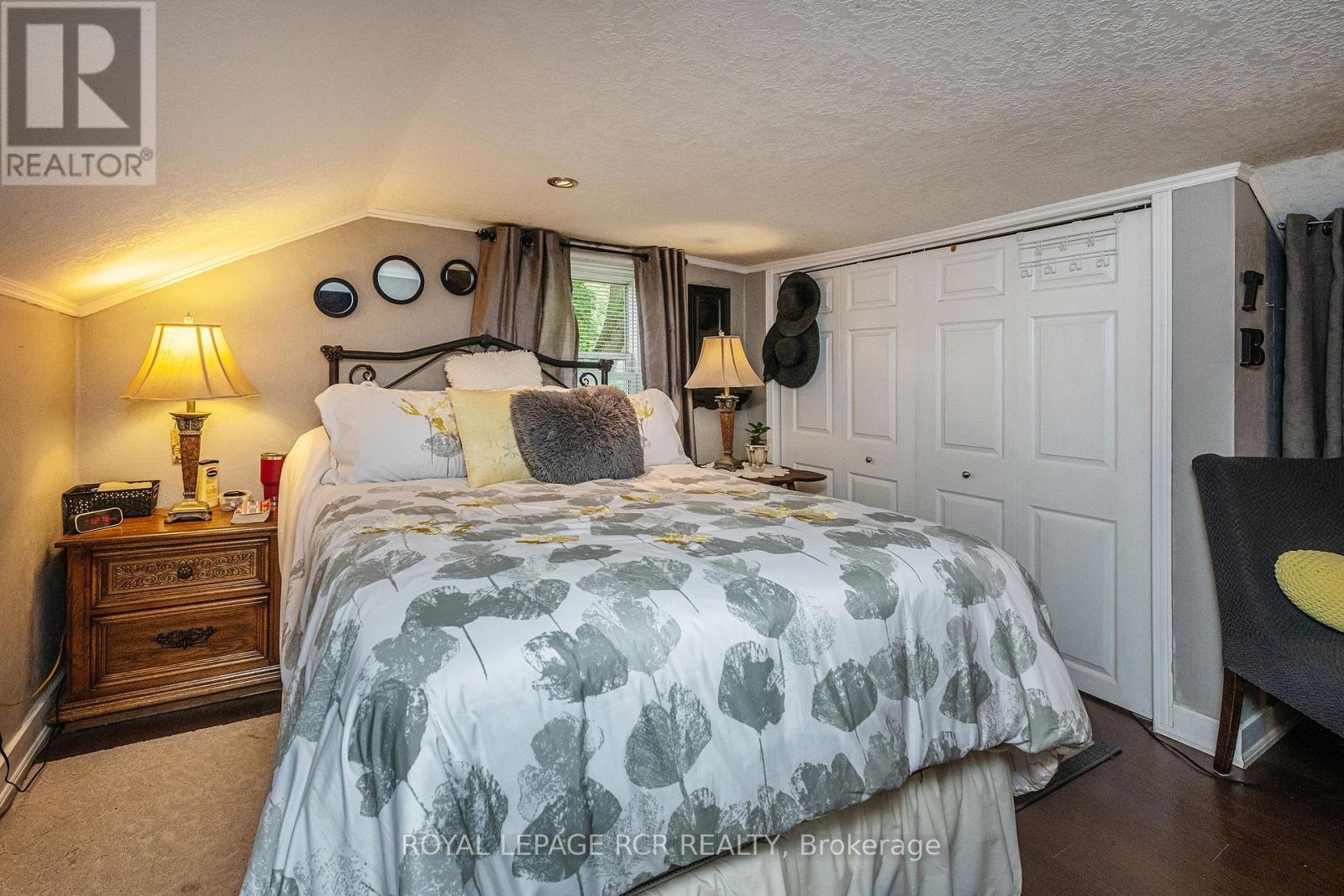 96 Dundas Street W, Blandford-Blenheim, Ontario  N0J 1V0 - Photo 28 - X12214662