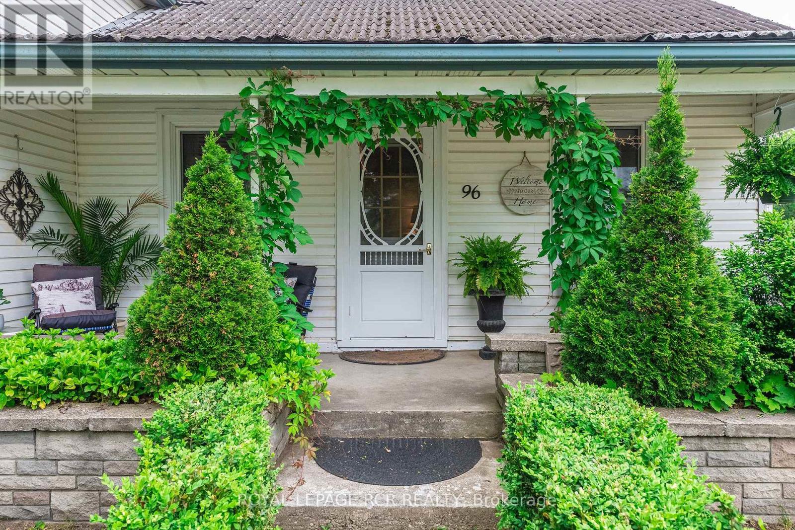 96 Dundas Street W, Blandford-Blenheim, Ontario  N0J 1V0 - Photo 3 - X12214662