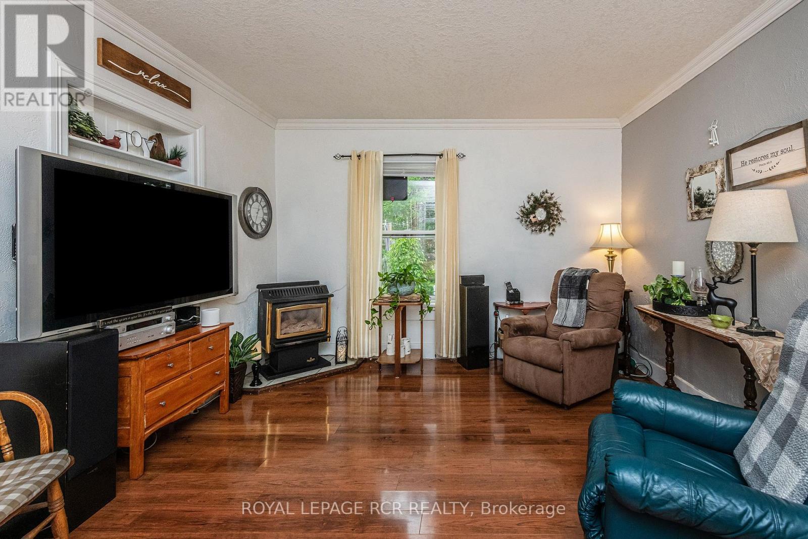 96 Dundas Street W, Blandford-Blenheim, Ontario  N0J 1V0 - Photo 7 - X12214662