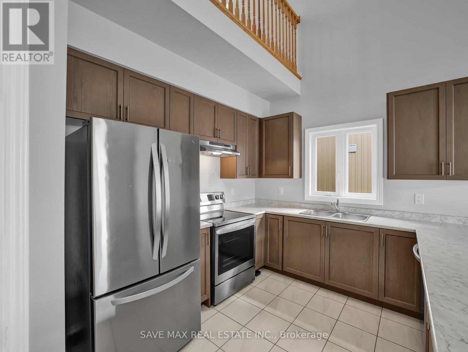 1511 Marina Drive E, Fort Erie (Crescent Park), Ontario  L2A 0C7 - Photo 11 - X12214681
