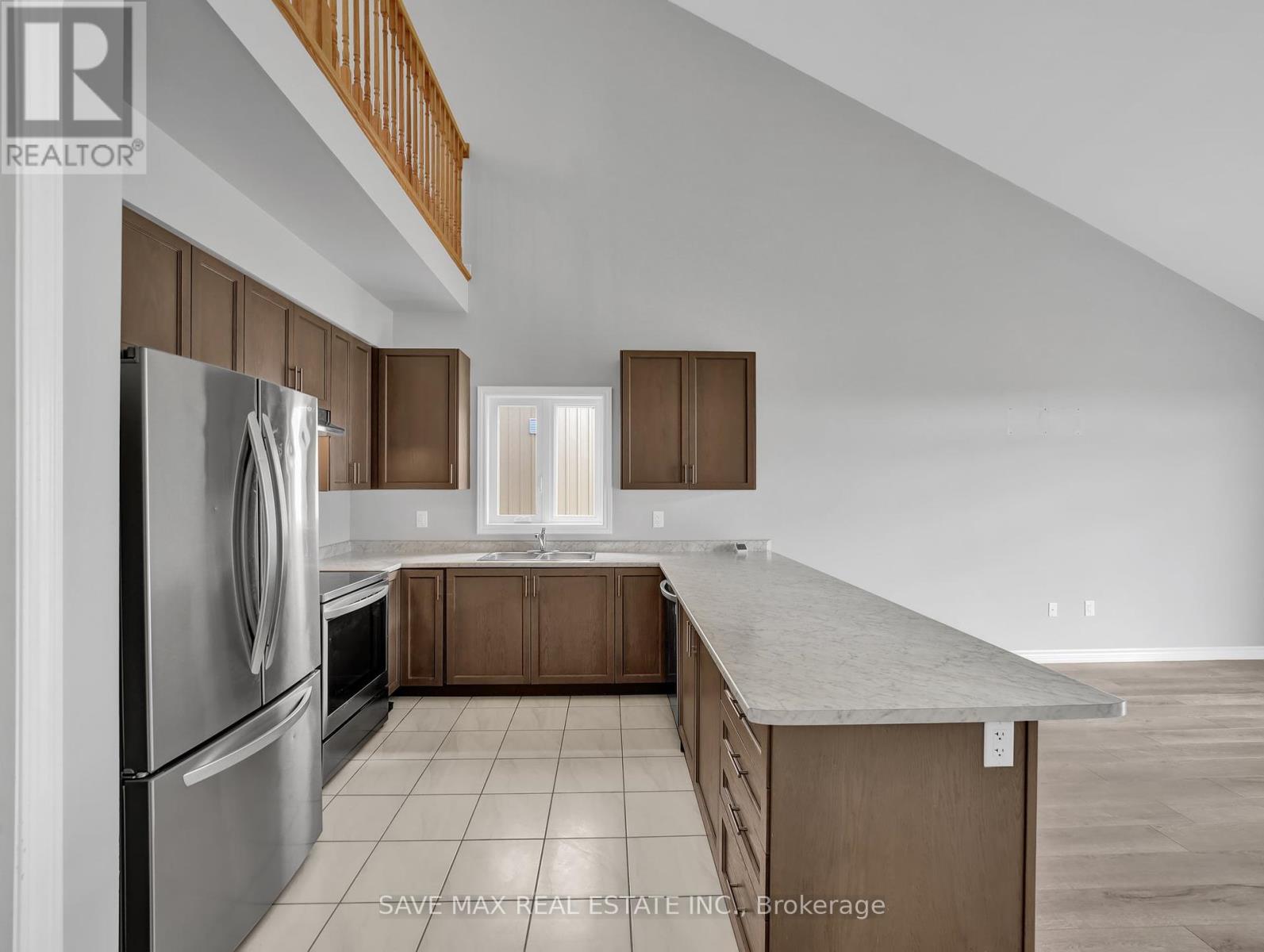1511 Marina Drive E, Fort Erie (Crescent Park), Ontario  L2A 0C7 - Photo 50 - X12214681