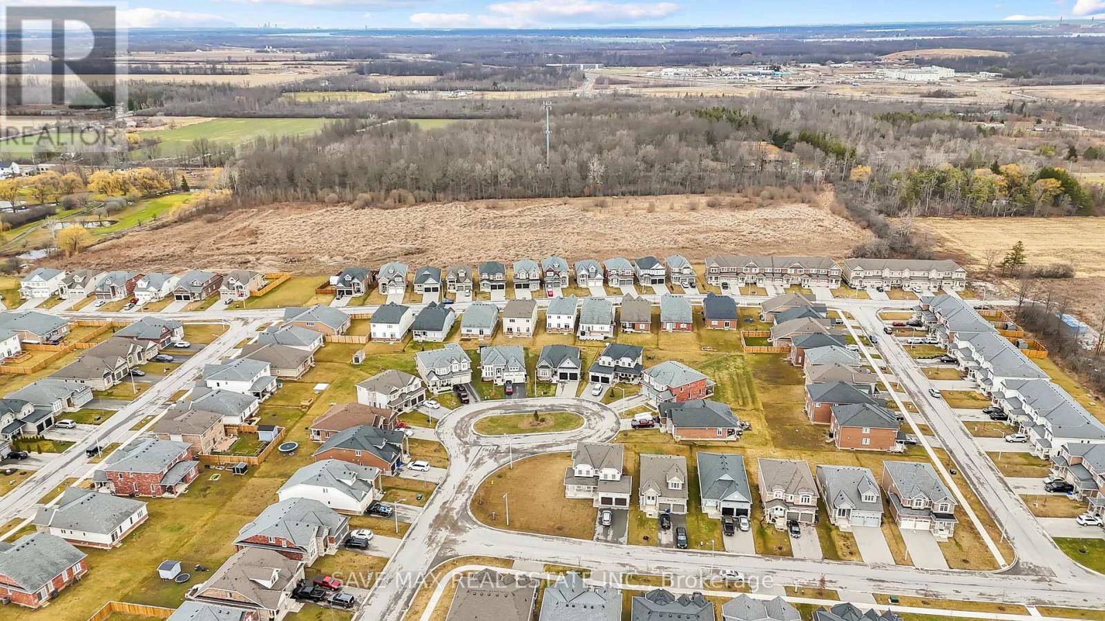 1511 Marina Drive E, Fort Erie (Crescent Park), Ontario  L2A 0C7 - Photo 8 - X12214681