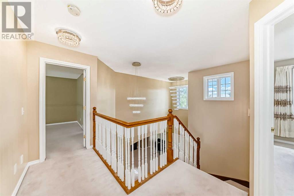 327 Discovery Place Sw, Calgary, Alberta  T3H 4N7 - Photo 24 - A2224452