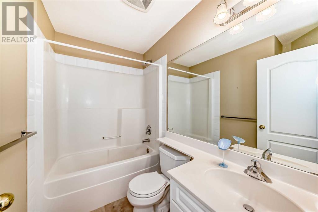 327 Discovery Place Sw, Calgary, Alberta  T3H 4N7 - Photo 31 - A2224452