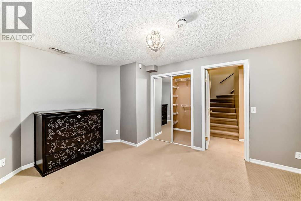 327 Discovery Place Sw, Calgary, Alberta  T3H 4N7 - Photo 37 - A2224452