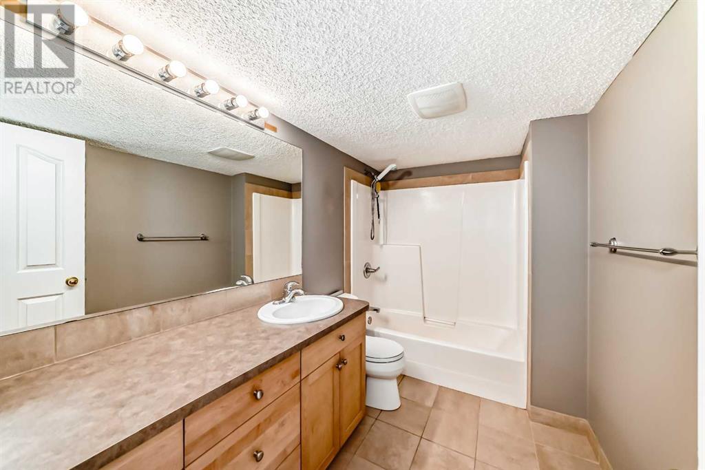 327 Discovery Place Sw, Calgary, Alberta  T3H 4N7 - Photo 38 - A2224452