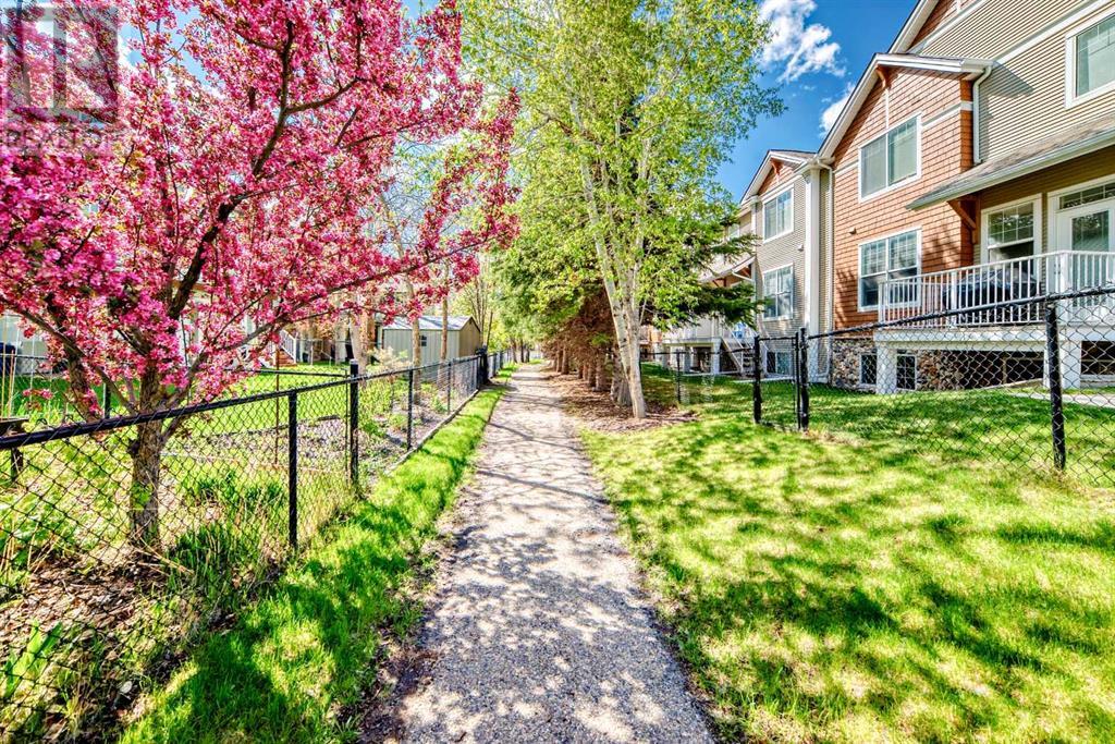 327 Discovery Place Sw, Calgary, Alberta  T3H 4N7 - Photo 42 - A2224452