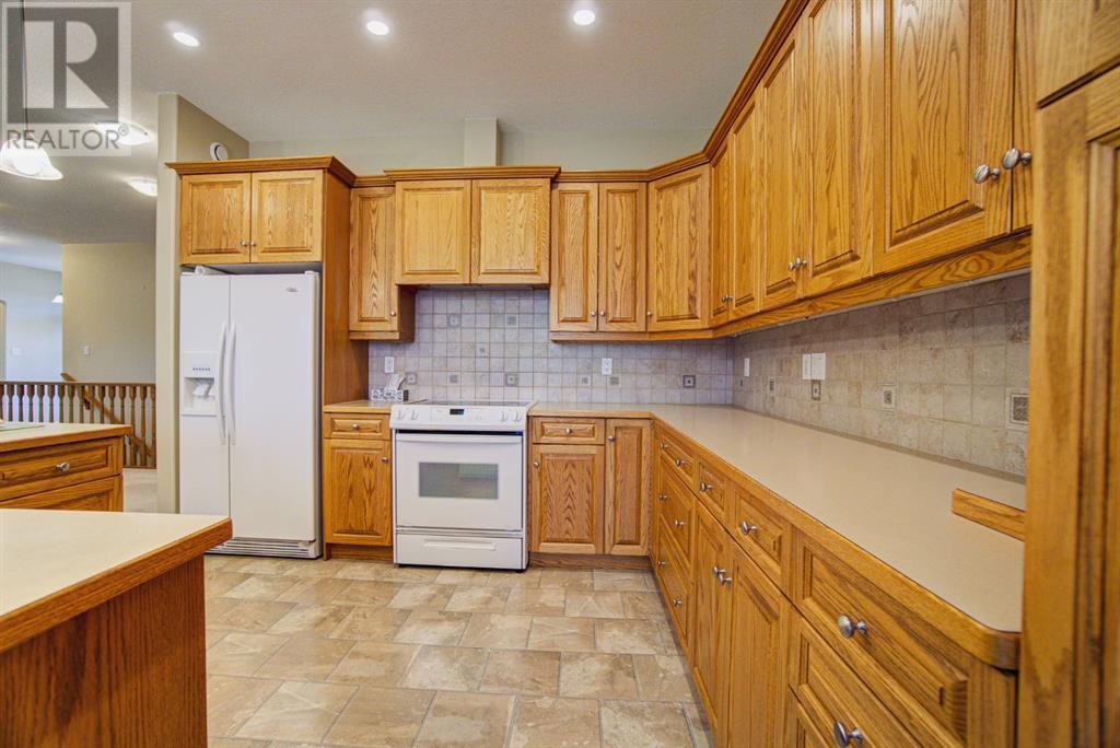 39 Westlynn Drive, Claresholm, Alberta  T0L 0T0 - Photo 9 - A2226956