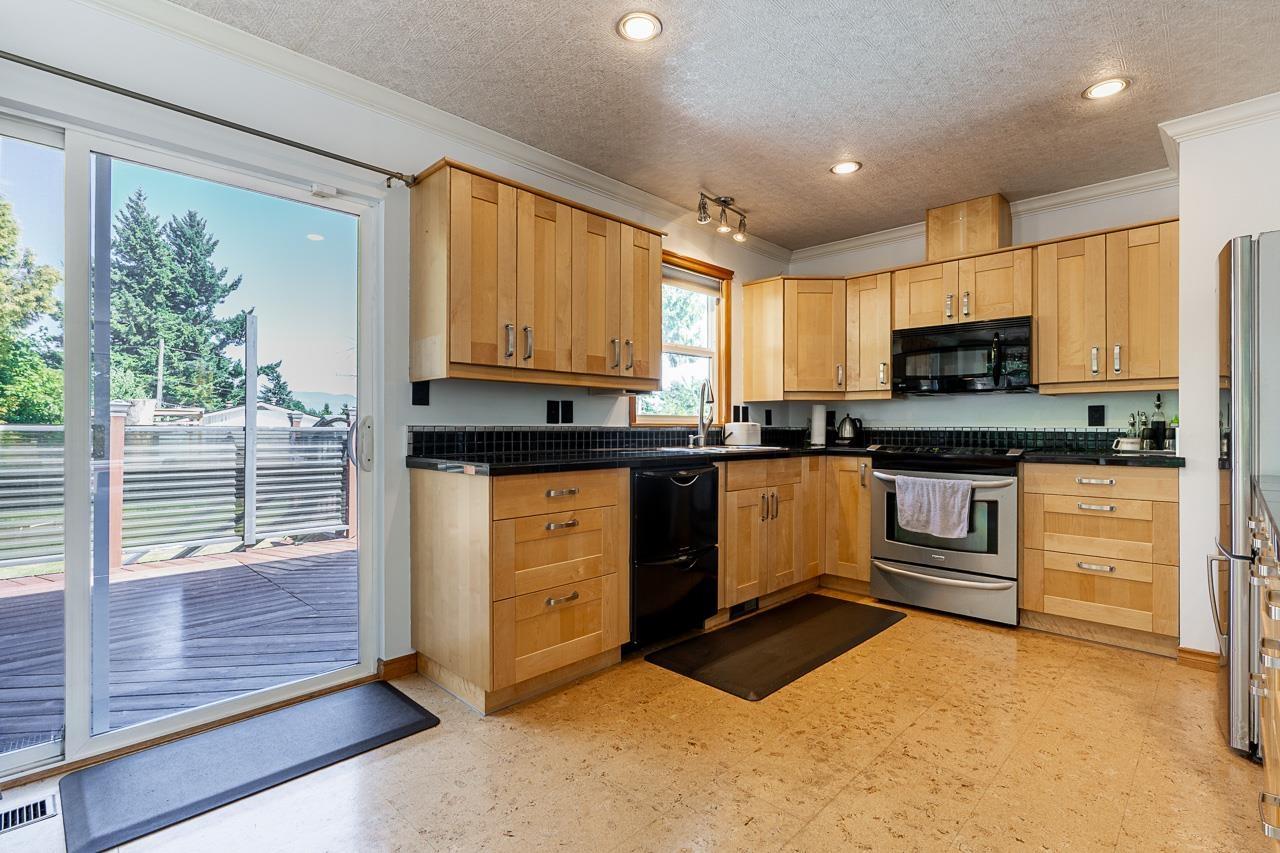 2226 Martens Street, Abbotsford, British Columbia  V2T 6M7 - Photo 6 - R3014707