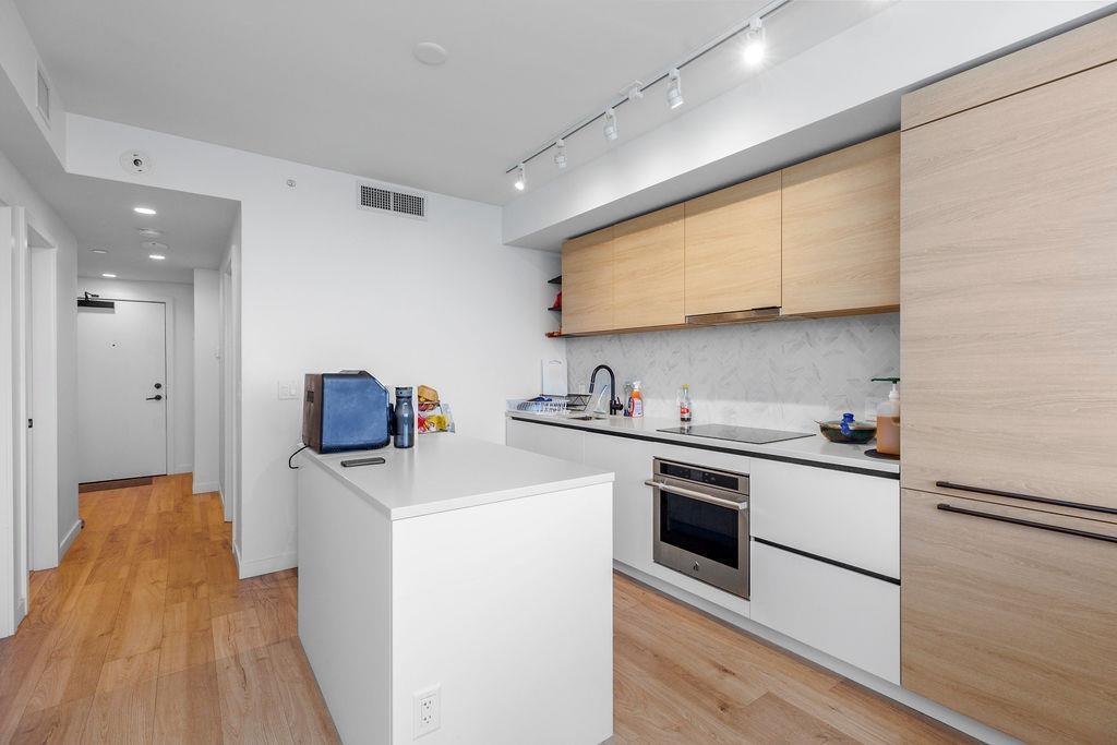 2601 10448 University Drive, Surrey, British Columbia  V0V 0V0 - Photo 3 - R3011684