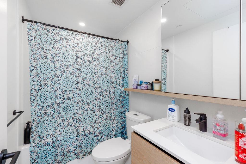 2601 10448 University Drive, Surrey, British Columbia  V0V 0V0 - Photo 25 - R3011684