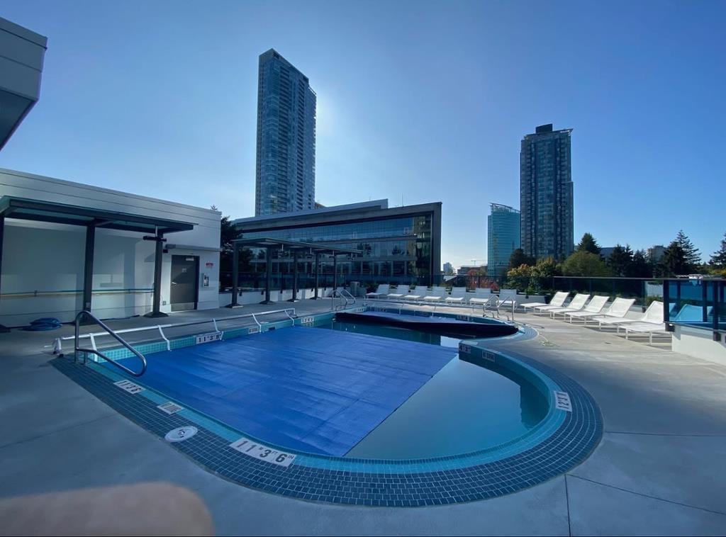 2601 10448 UNIVERSITY DRIVE, surrey, British Columbia