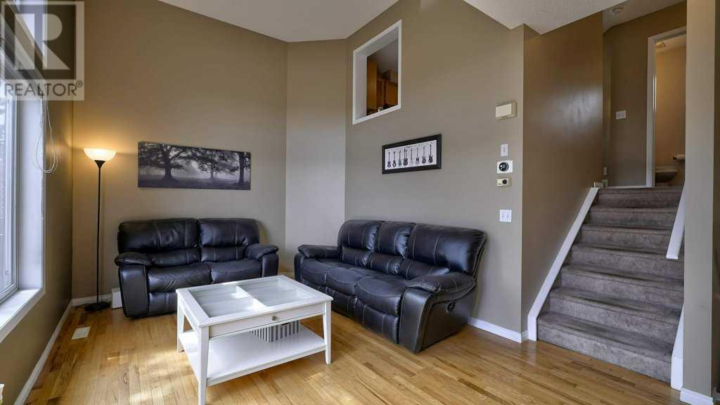 151 Copperfield Lane Se, Calgary, Alberta  T2Z 4S9 - Photo 4 - A2218962