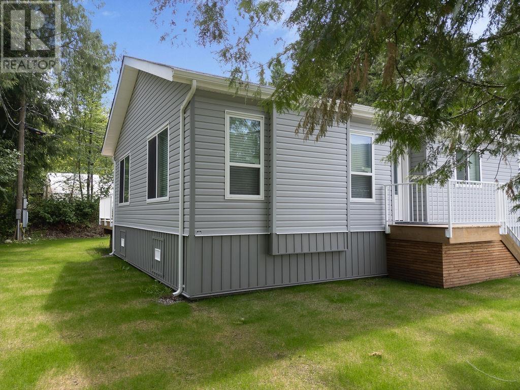 11 1416 North Road, Gibsons, British Columbia  V0N 1V1 - Photo 4 - R3007243