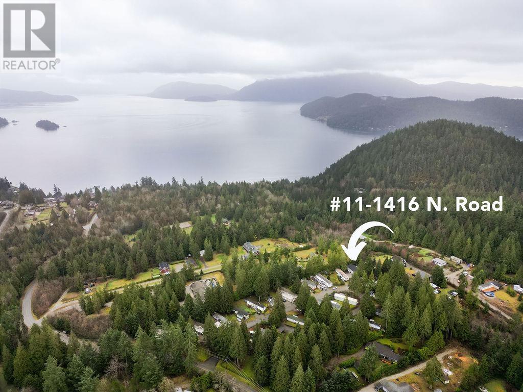 11 1416 NORTH ROAD, Gibsons, British Columbia