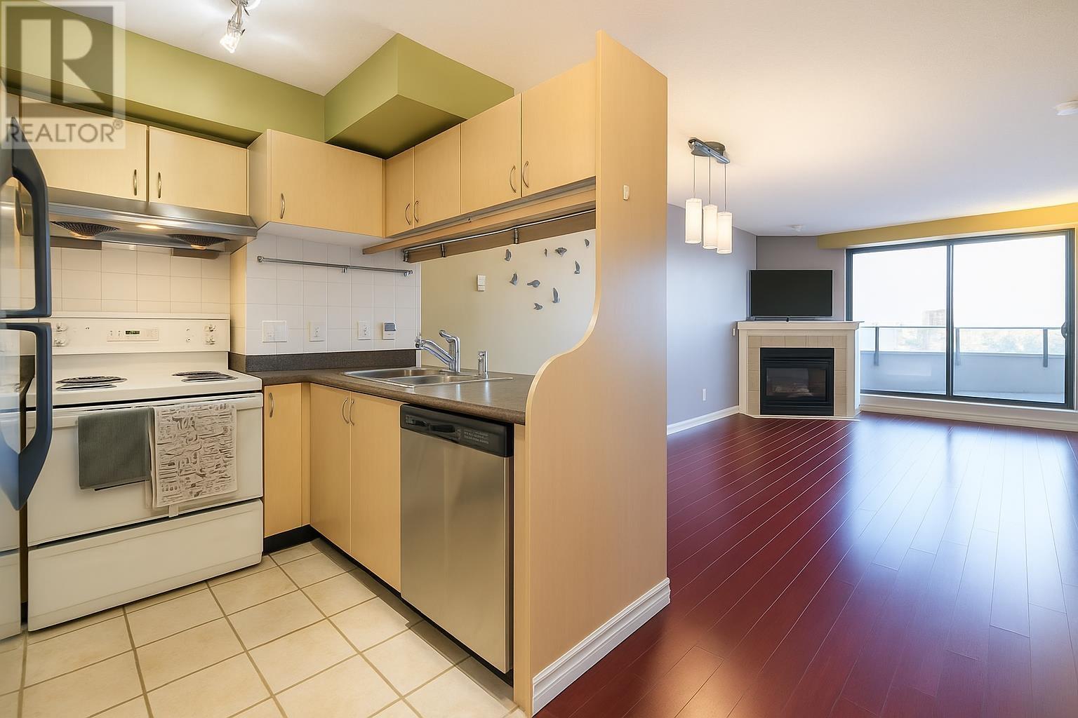 1207 6611 Cooney Road, Richmond, British Columbia  V6Y 4C5 - Photo 3 - R3010735