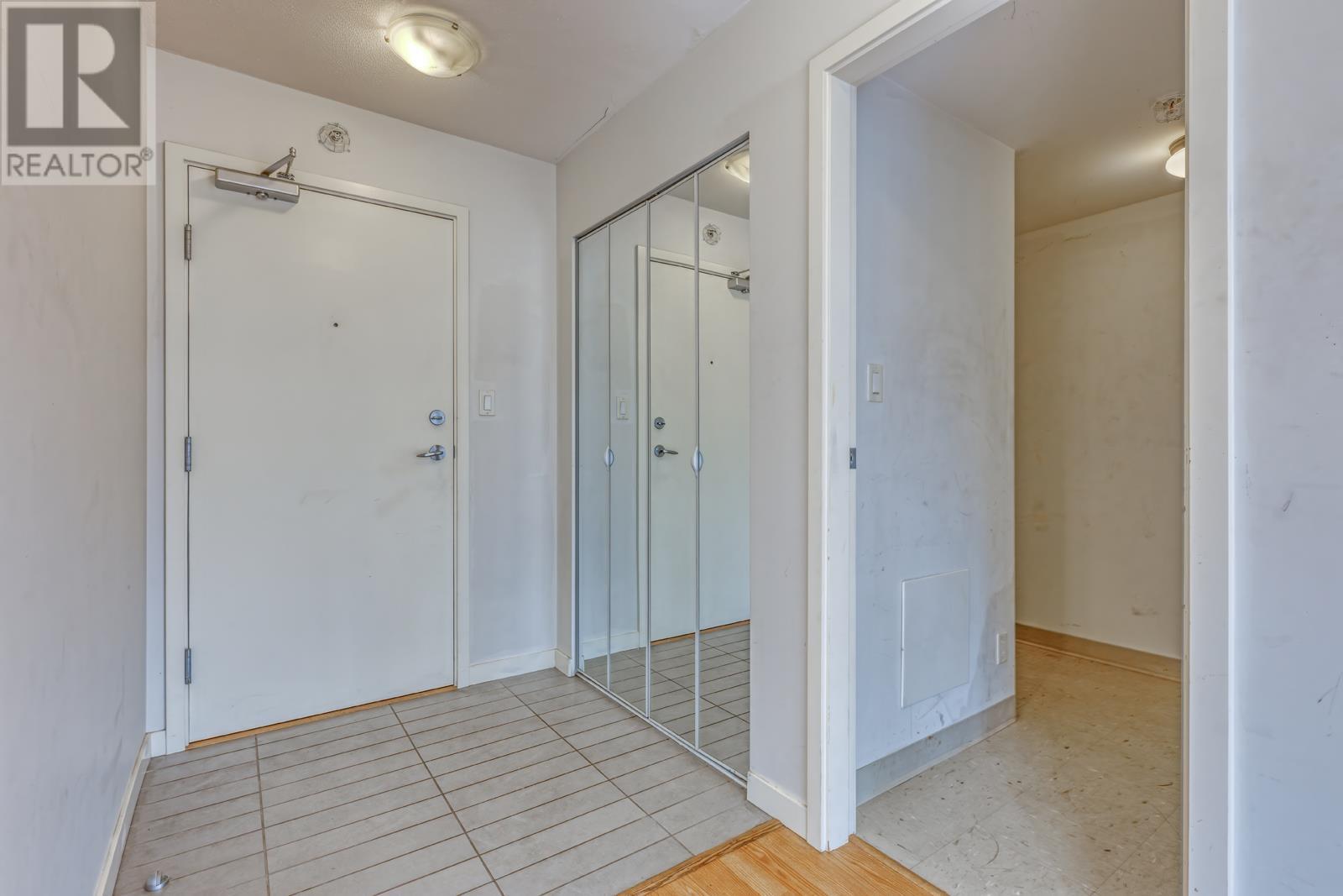 709 233 Robson Street, Vancouver, British Columbia  V6B 0E8 - Photo 3 - R3014232