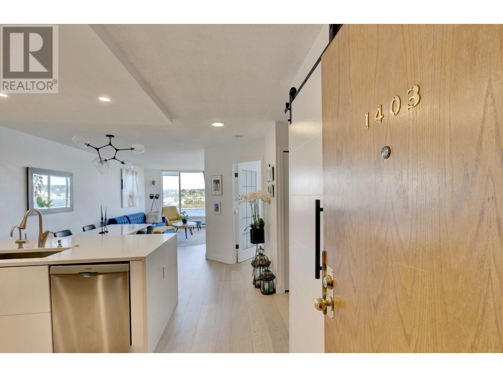 1403 1065 Quayside Drive, New Westminster, British Columbia  V3M 1C5 - Photo 2 - R3013850