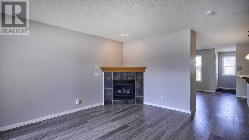 1074 Everridge Drive Sw, Calgary, Alberta  T2Y 4X3 - Photo 4 - A2224269