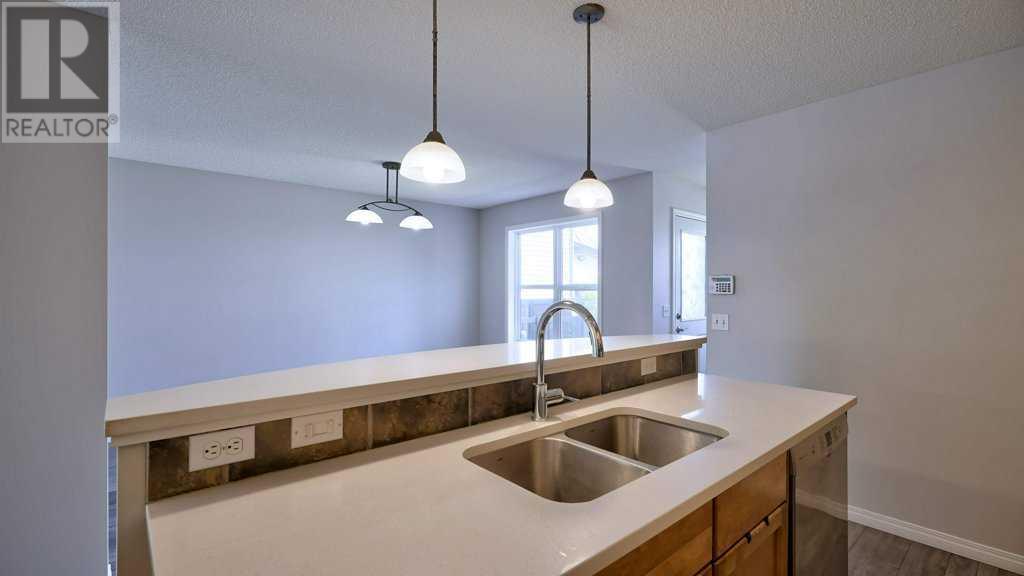 1074 Everridge Drive Sw, Calgary, Alberta  T2Y 4X3 - Photo 13 - A2224269