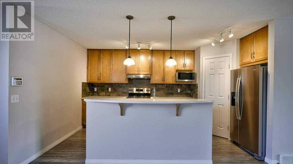 1074 Everridge Drive Sw, Calgary, Alberta  T2Y 4X3 - Photo 11 - A2224269