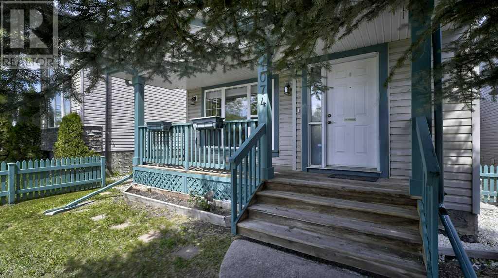 1074 Everridge Drive Sw, Calgary, Alberta  T2Y 4X3 - Photo 2 - A2224269