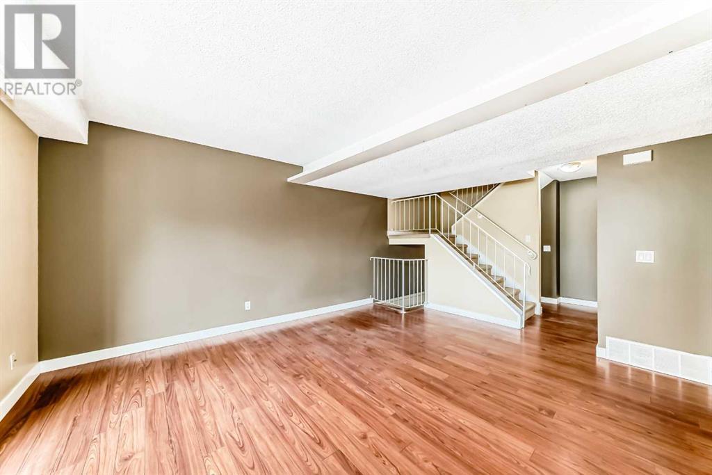 903, 2200 Woodview Drive Sw, Calgary, Alberta  T2W 3N6 - Photo 9 - A2210865