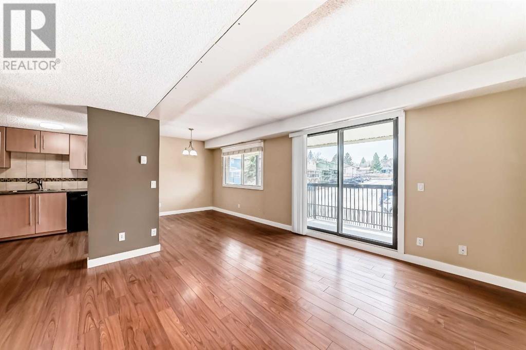 903, 2200 Woodview Drive Sw, Calgary, Alberta  T2W 3N6 - Photo 8 - A2210865