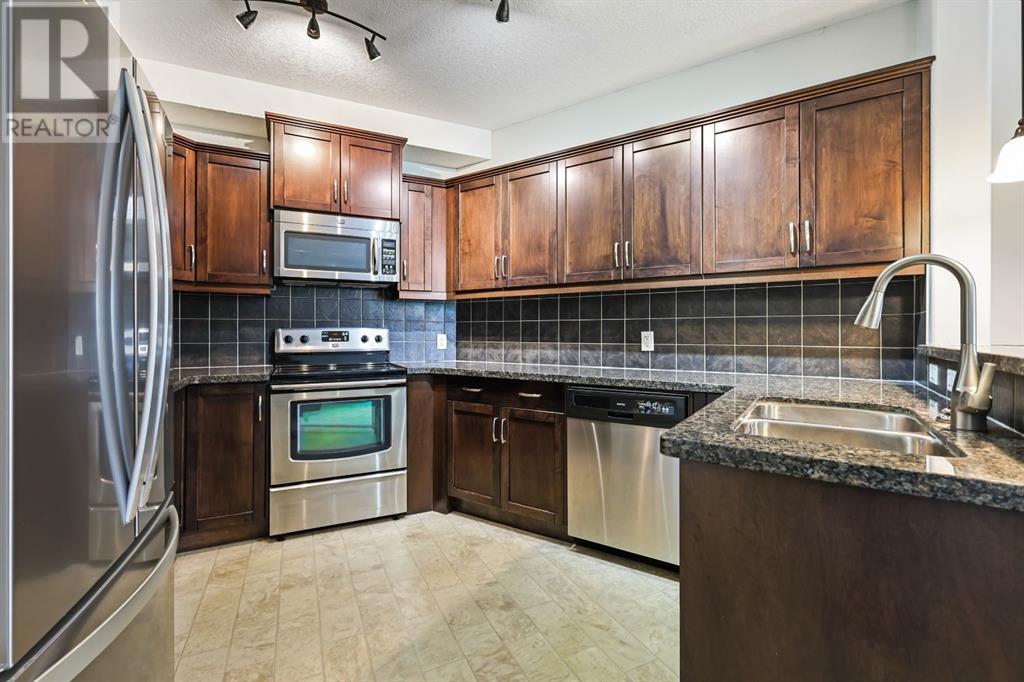 107, 77 George Fox Trail, Cochrane, Alberta  T4C 0N1 - Photo 10 - A2227519
