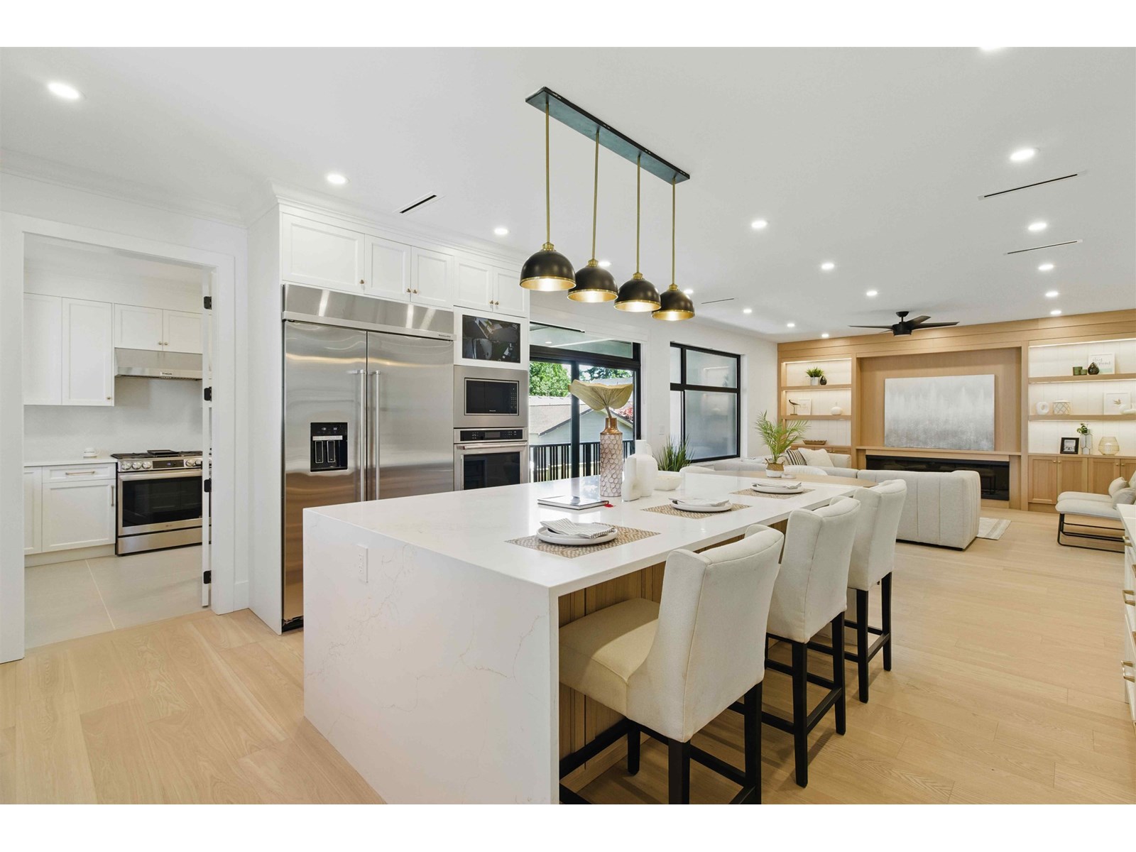 6082 172 STREET, surrey, British Columbia