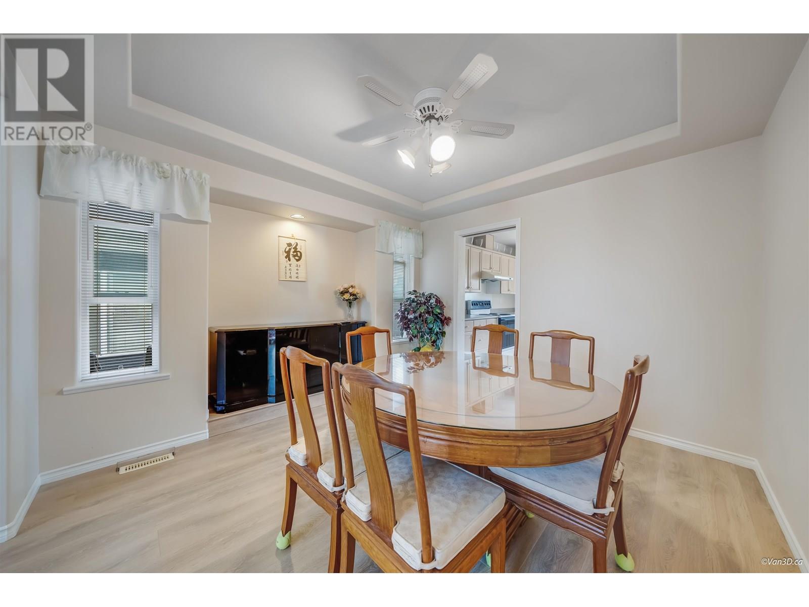 2870 Stanley Place, Coquitlam, British Columbia  V3B 7L7 - Photo 8 - R3014297