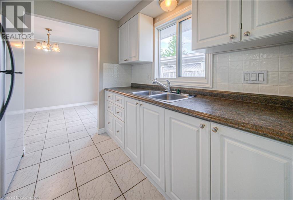 119 Kingswood Drive, Kitchener, Ontario  N2E 1B2 - Photo 6 - 40739396