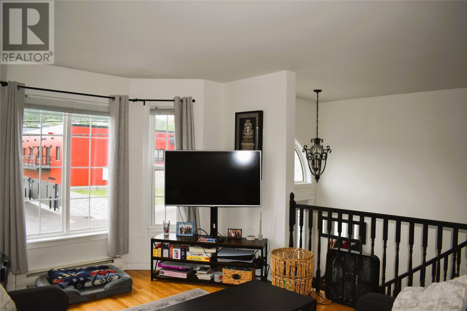 Property at 20 Poplar Road image 4