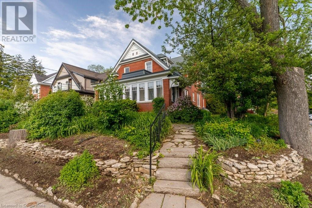 78 ALLEN Street E, Waterloo, Ontario