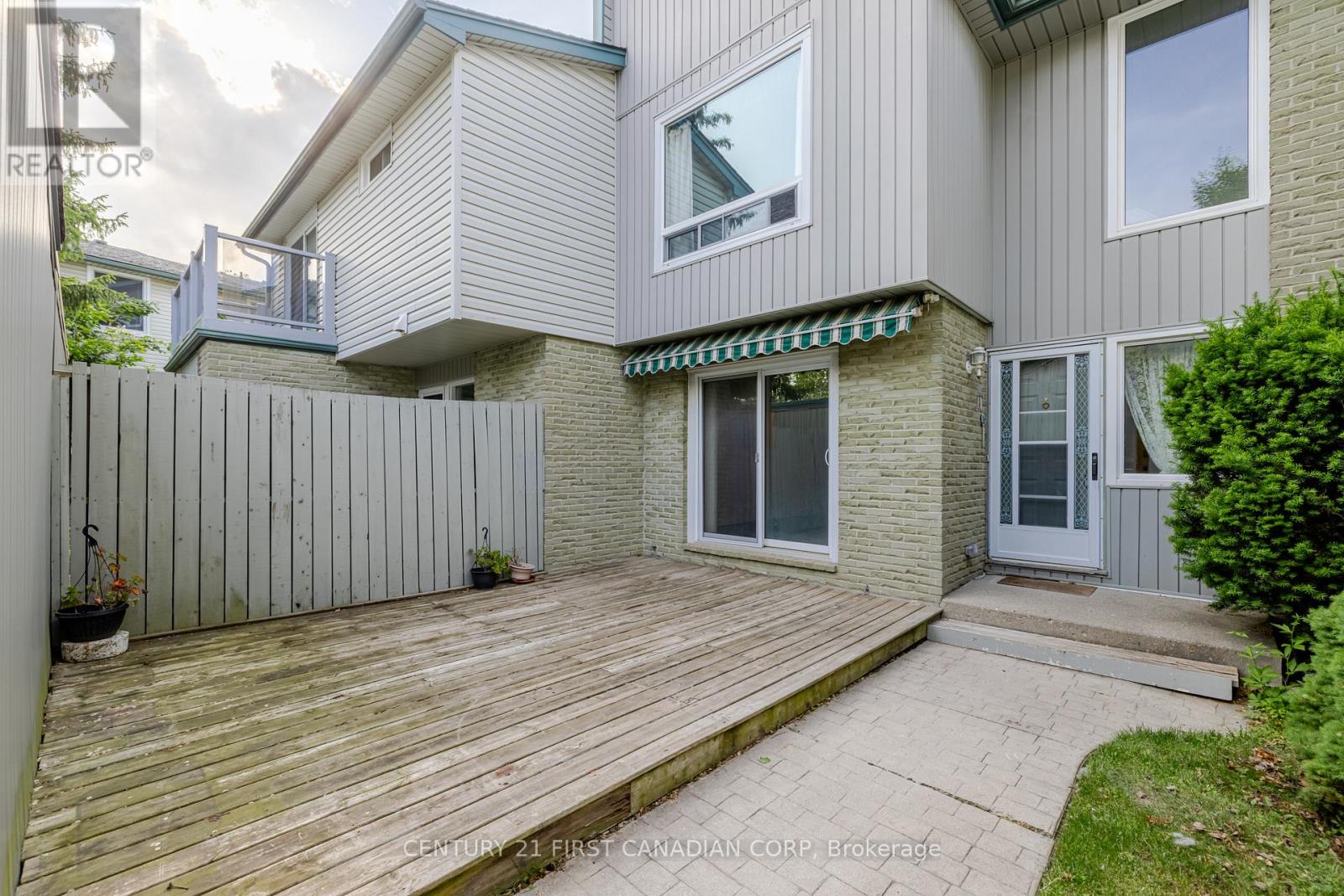 14 - 657 Woodcrest Boulevard, London South, Ontario  N6K 1P8 - Photo 2 - X12214772
