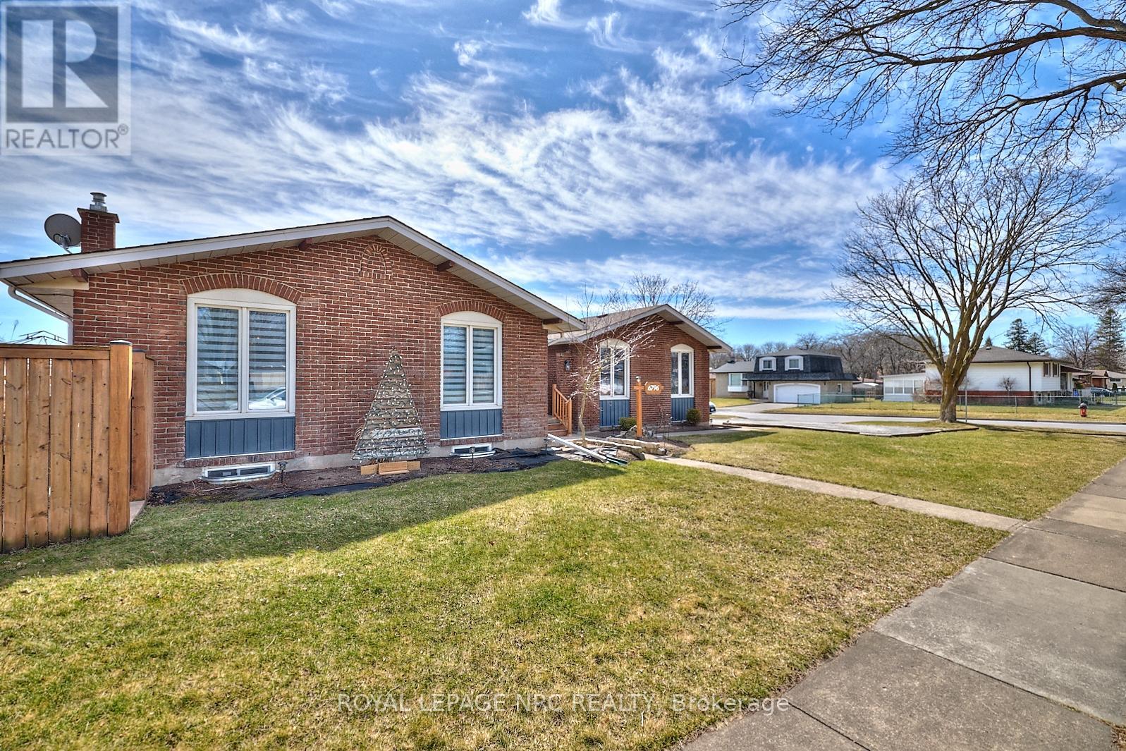 6796 Stokes Street, Niagara Falls (Dorchester), Ontario  L2G 2H1 - Photo 42 - X12046953