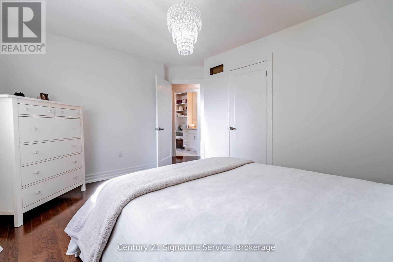 5132 Meadowood Lane, Lincoln, Ontario  L0R 1B8 - Photo 11 - X12137690