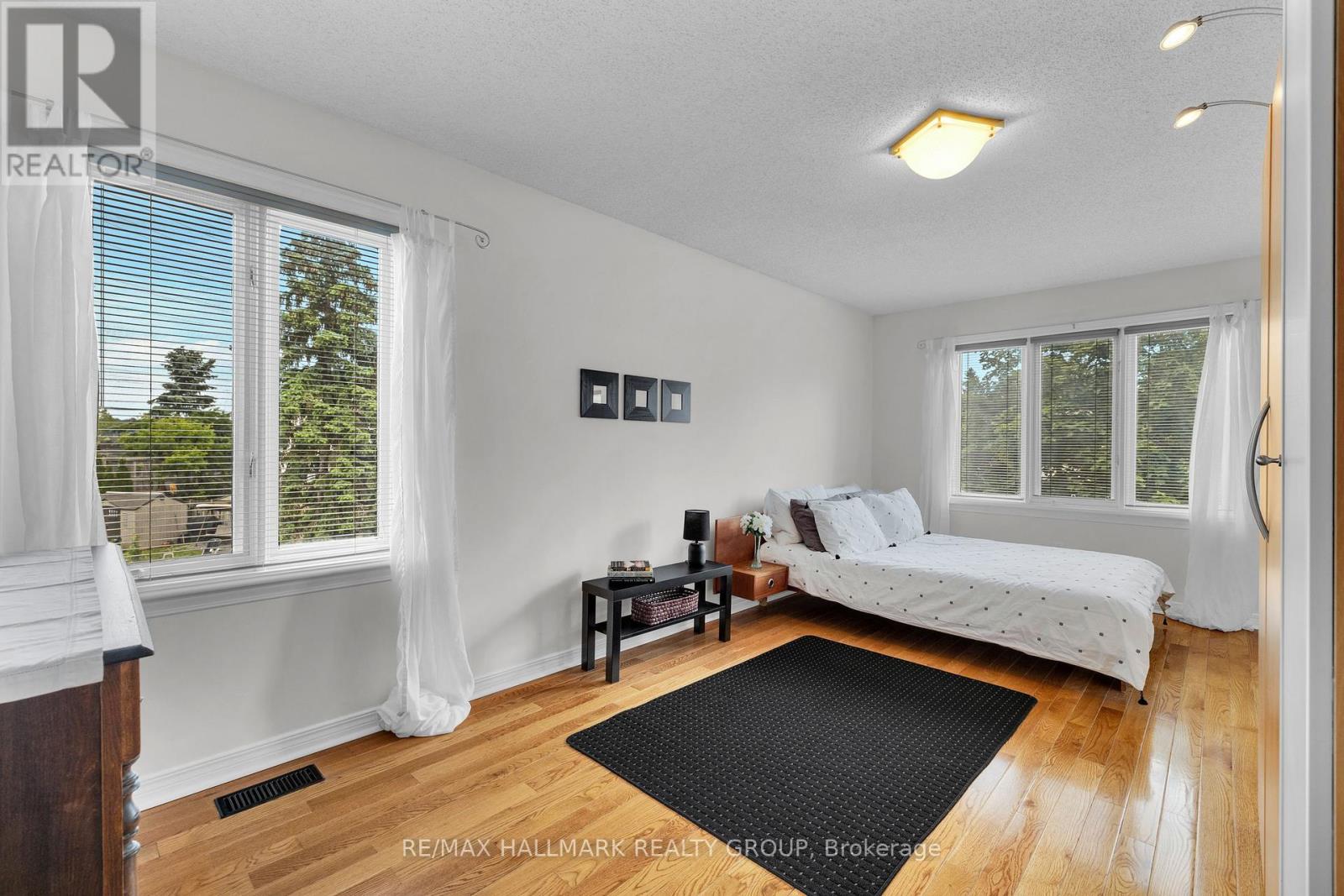 59 Forestglade Crescent, Ottawa, Ontario  K1G 5X4 - Photo 20 - X12214794