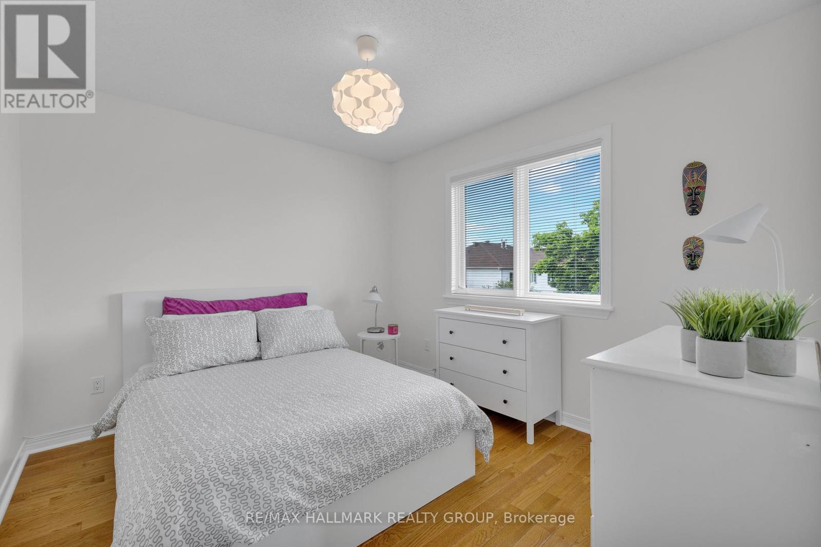 59 Forestglade Crescent, Ottawa, Ontario  K1G 5X4 - Photo 28 - X12214794