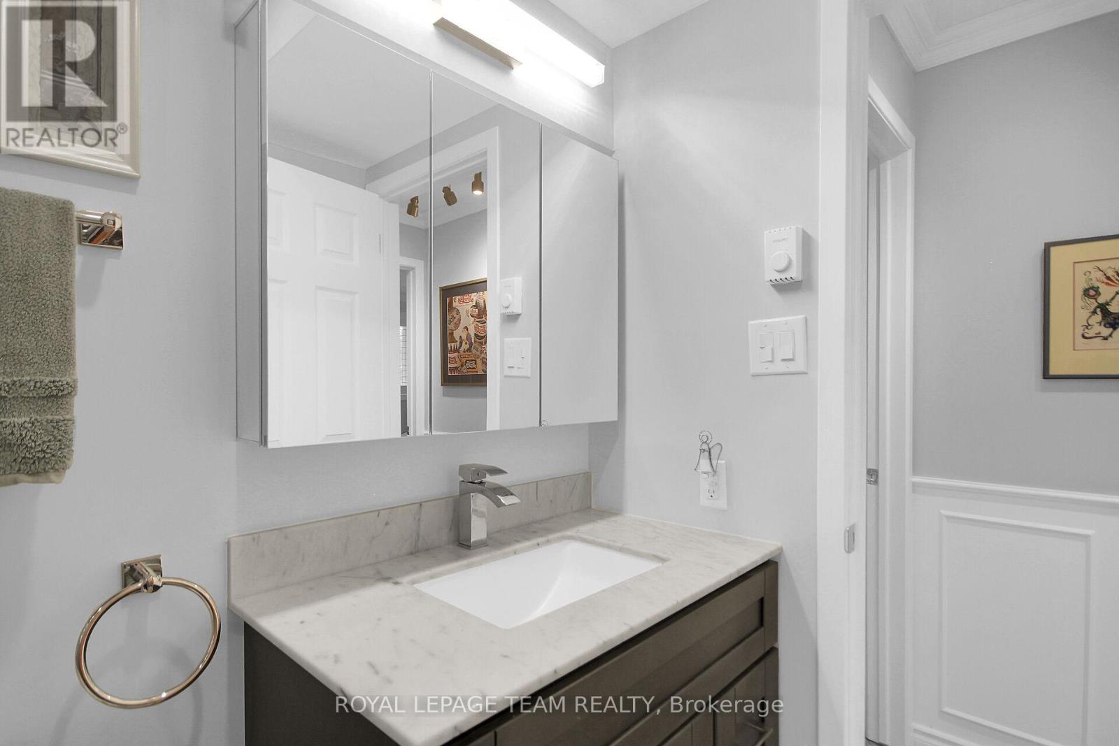 C - 10 Stonehill Court, Ottawa, Ontario  K2M 1E5 - Photo 34 - X12214796
