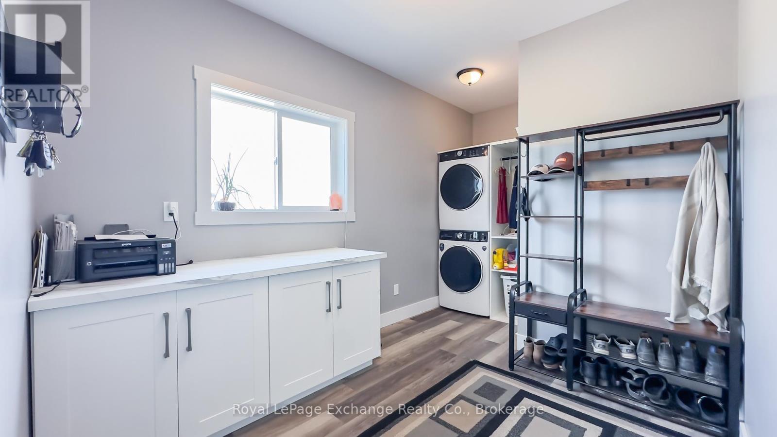 12 8 Concession, Huron-Kinloss, Ontario  N2Z 2X3 - Photo 34 - X12214802