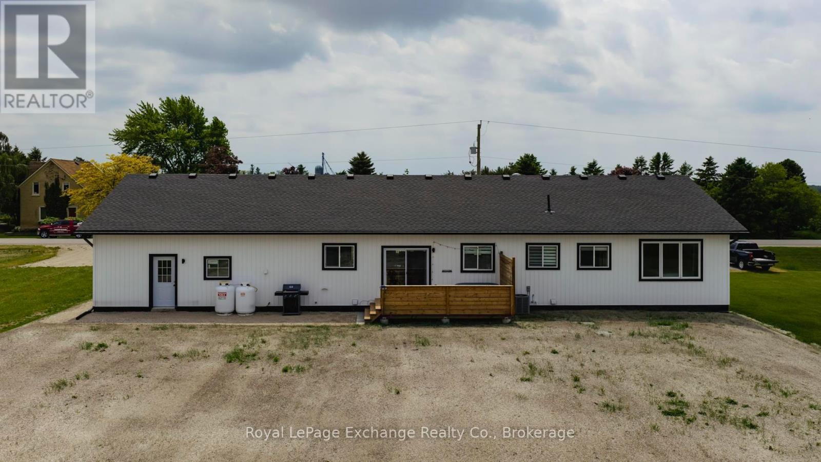 12 8 Concession, Huron-Kinloss, Ontario  N2Z 2X3 - Photo 5 - X12214802