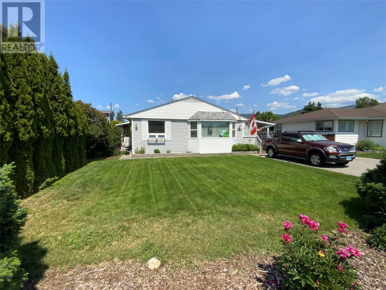 449 Conklin Avenue, Penticton, British Columbia