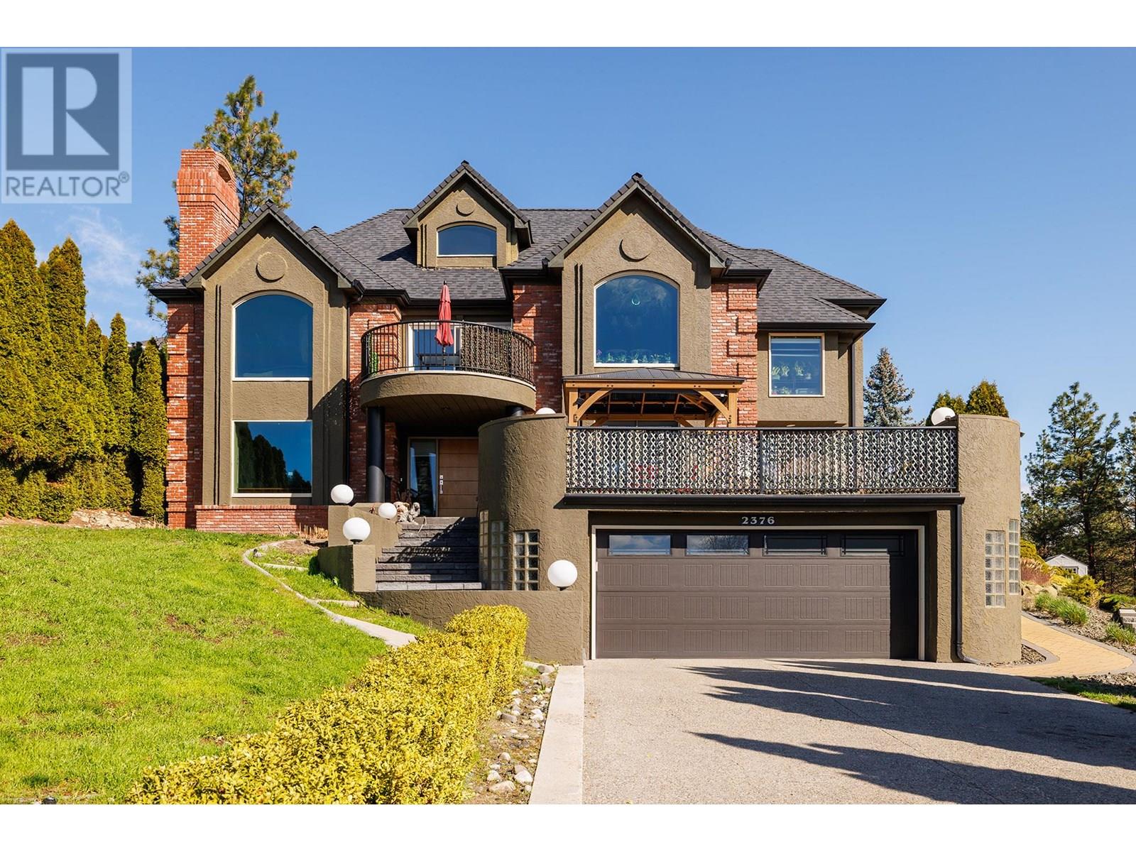2376 Nahanni Court, Kelowna, British Columbia  V1V 1N1 - Photo 2 - 10351963