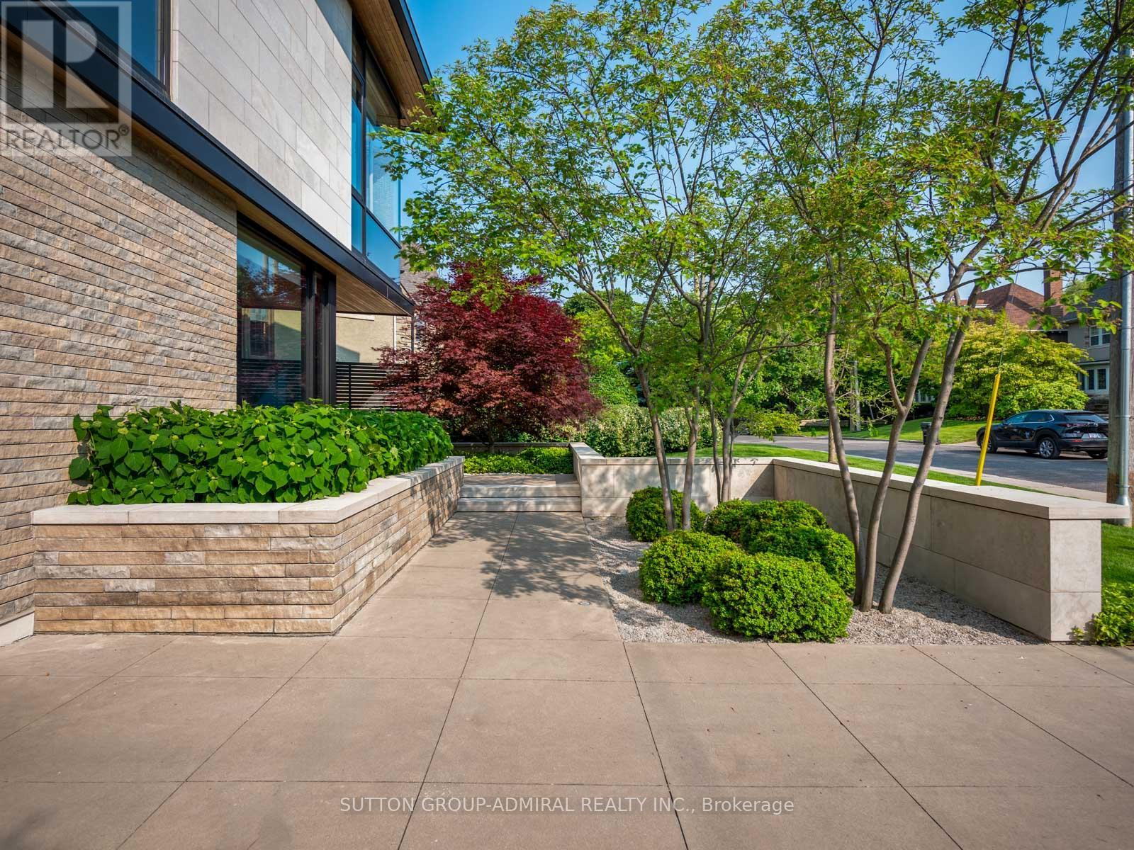 Property at 43 HILLHOLM ROAD image 3