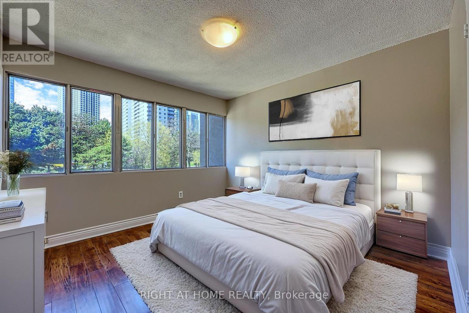 205 - 1580 Mississauga Valley, Mississauga (Mississauga Valleys), Ontario  L5A 3T8 - Photo 17 - W12214723