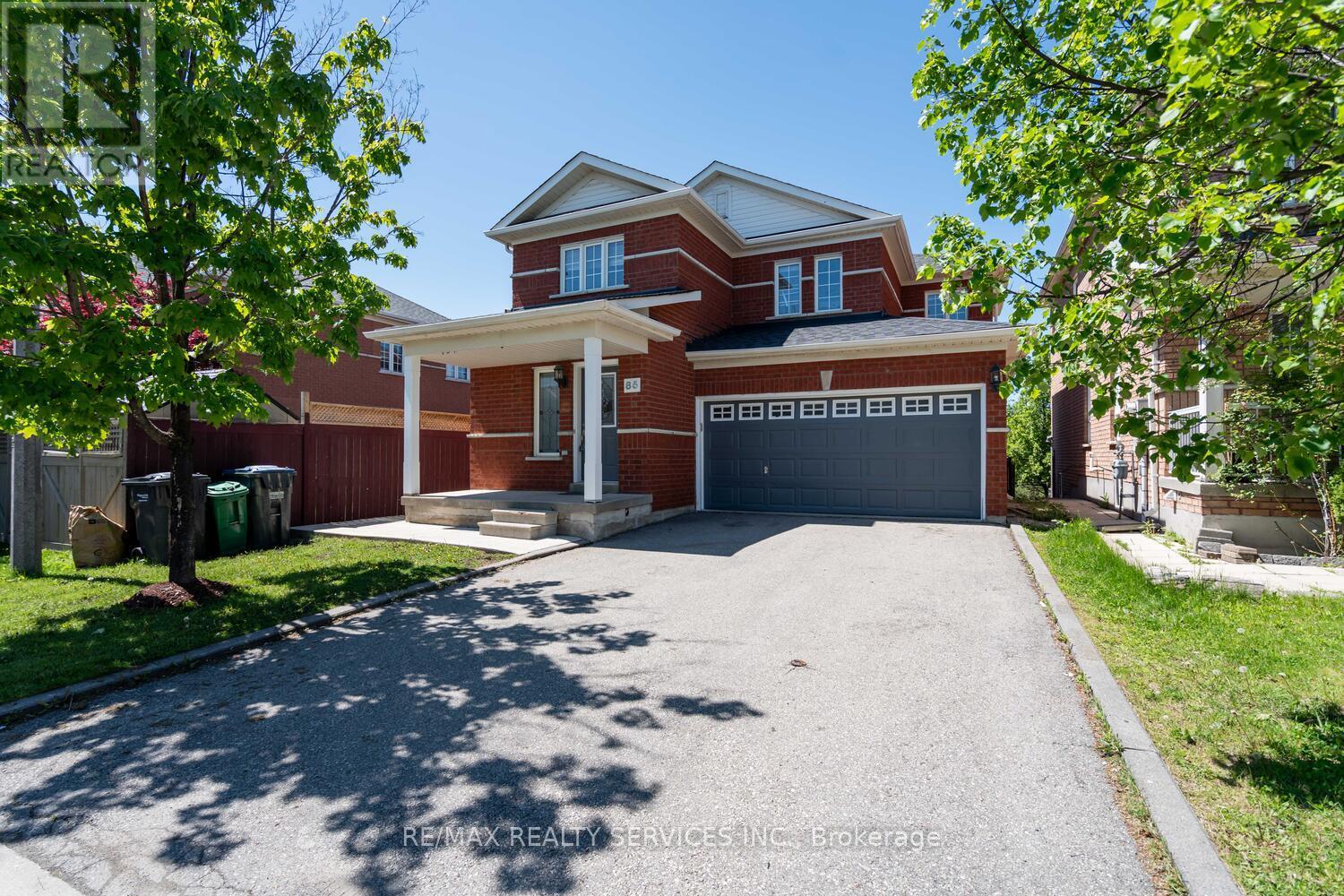 85 Williamson Drive, Brampton (Fletcher's Meadow), Ontario  L7A 3R6 - Photo 3 - W12214756