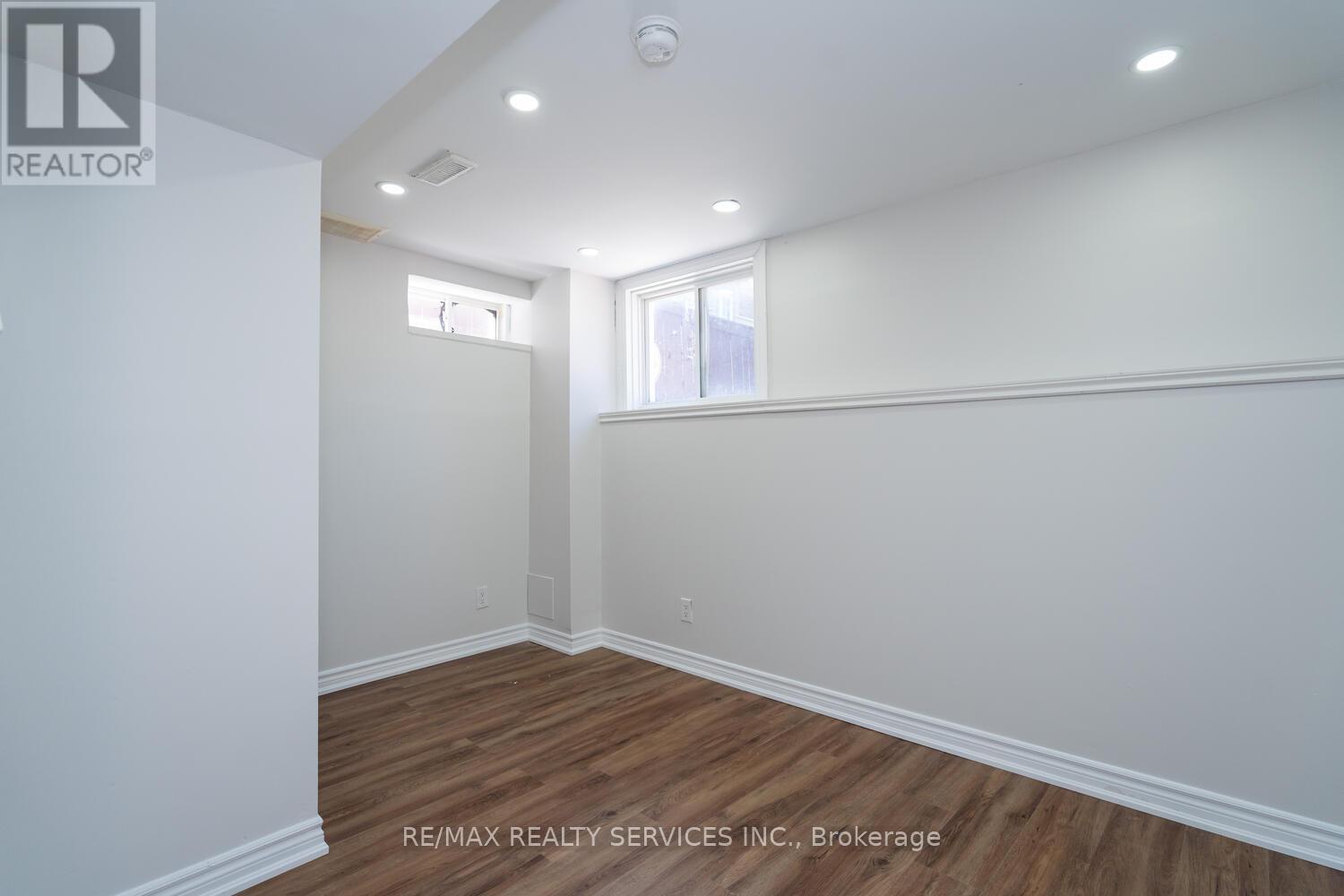85 Williamson Drive, Brampton (Fletcher's Meadow), Ontario  L7A 3R6 - Photo 36 - W12214756