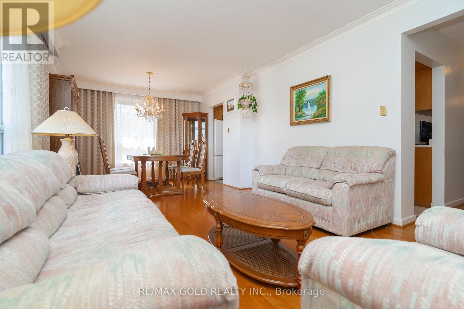 64 Mc Laughlin Road N, Brampton, Ontario  L6X 1Y6 - Photo 8 - W12214770