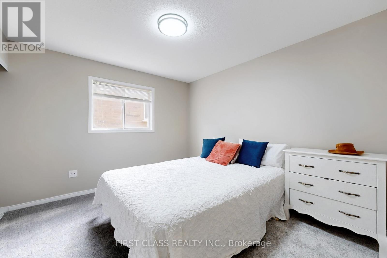 73 Porchlight Road, Brampton, Ontario  L6X 4S1 - Photo 19 - W12214771